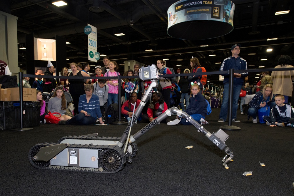 DoDSTEM at 2018 USA Science and Engineering Festival