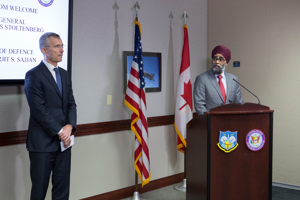 SecGen and MND Visit NORAD and USNORTHCOM