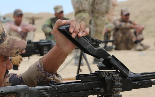 Iraqi machine gun training