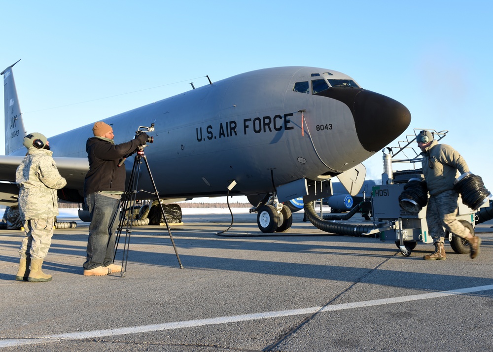 Eielson Airmen set example for cold weather operations