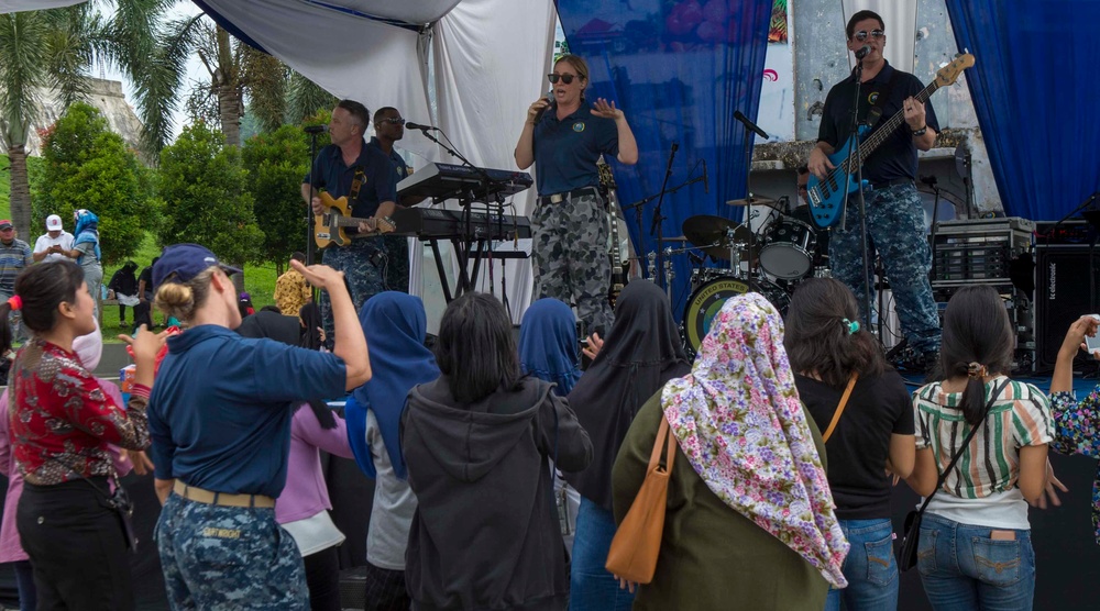 U.S. Pacific Fleet Band performs during Pacific Partnership 2018.