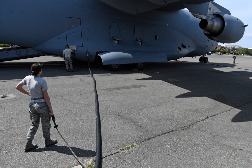 C-17 Globemaster III Starts It's Journey to Charlotte