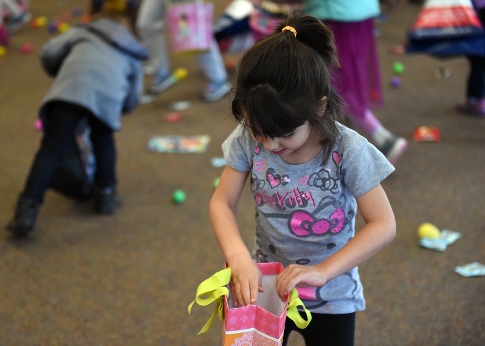 132d Wing Easter Egg Hunt