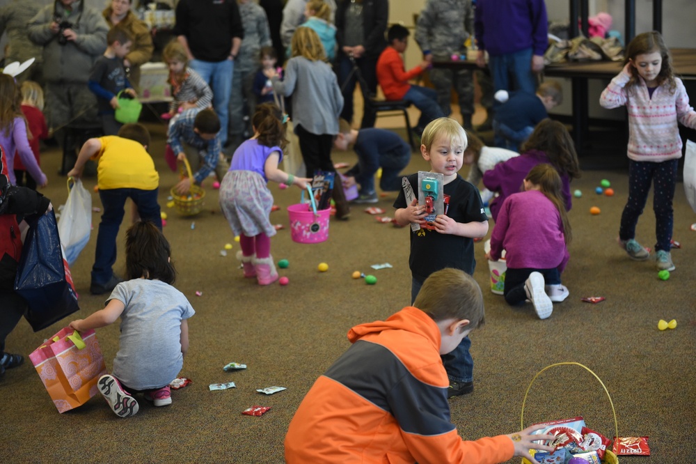 132d Wing Easter Egg Hunt