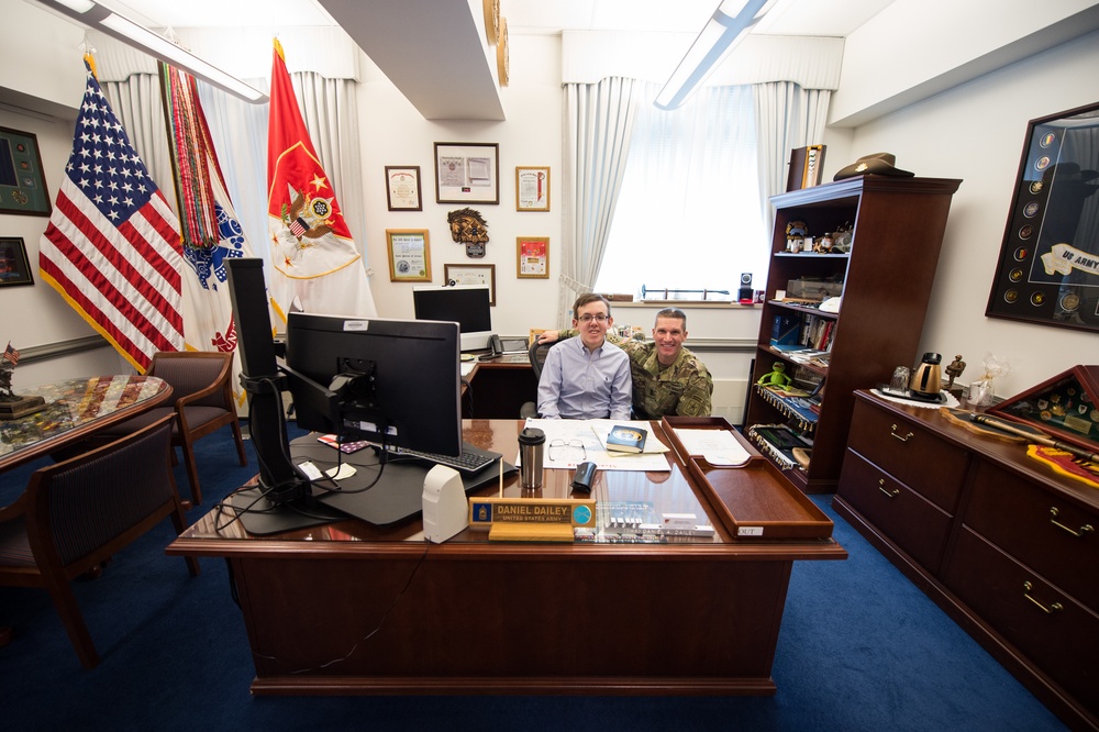 SEAC Hosts Cooper Smith Pentagon Visit