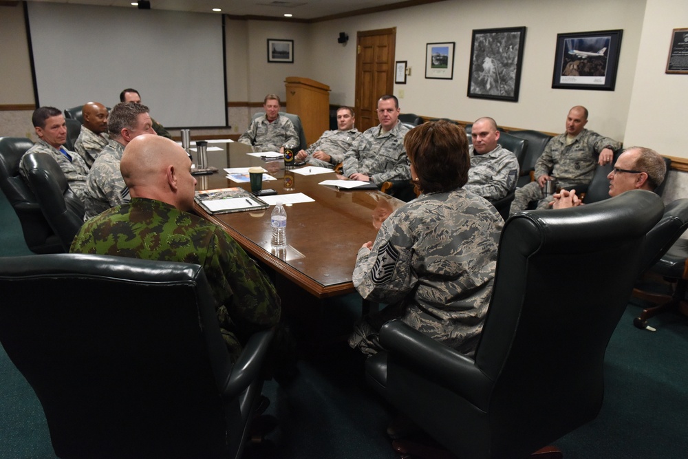 Lithuanian Command Sergeant Major visits 171st as part of State Partnership Program