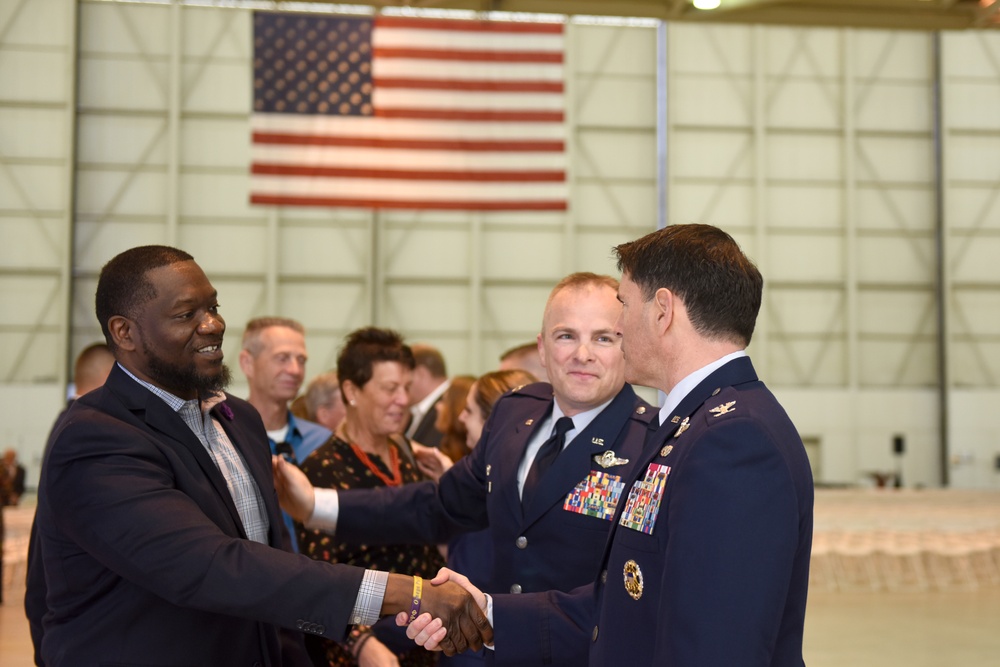 145th Maintenence Group Commander Lt. Col. Gary Dodge promotes to Colonel