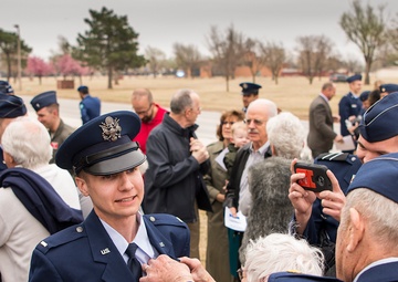 New pilots celebrate with loved ones
