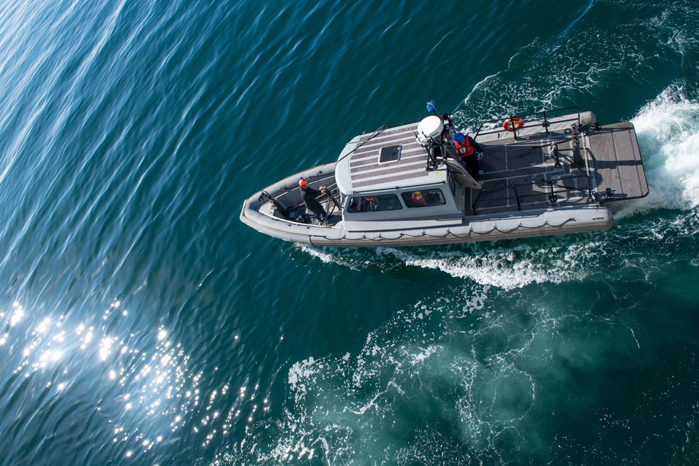Pearl Harbor Conducts Small Boat Operations