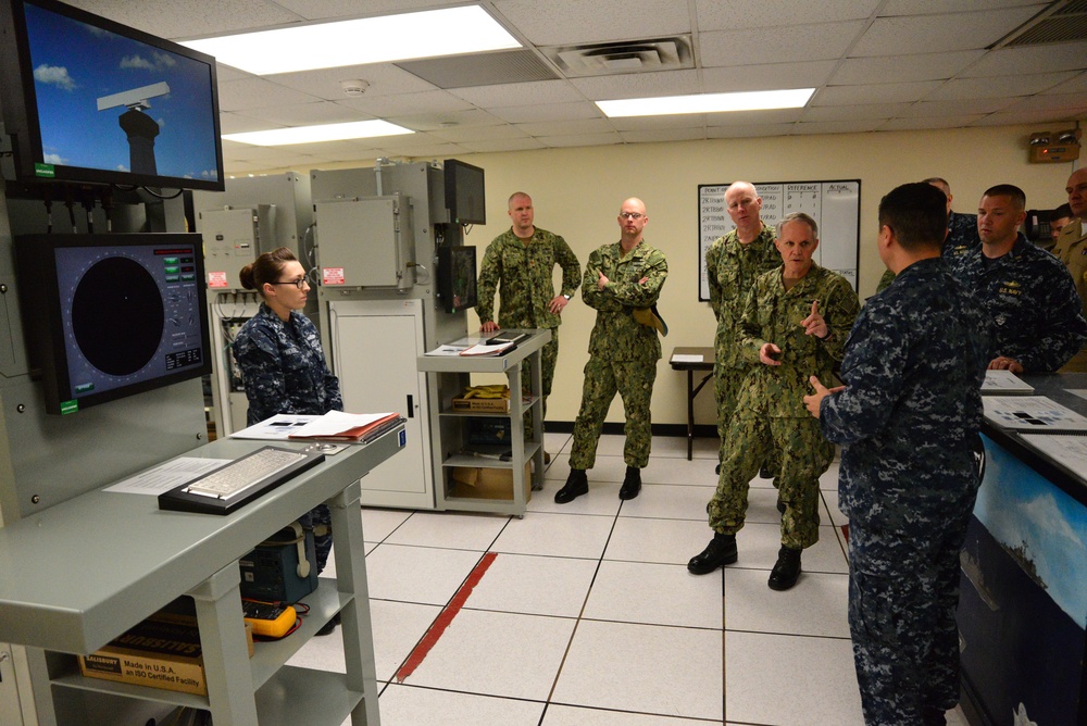 7th Fleet Commander Tours TSC Great Lakes and Learning Sites