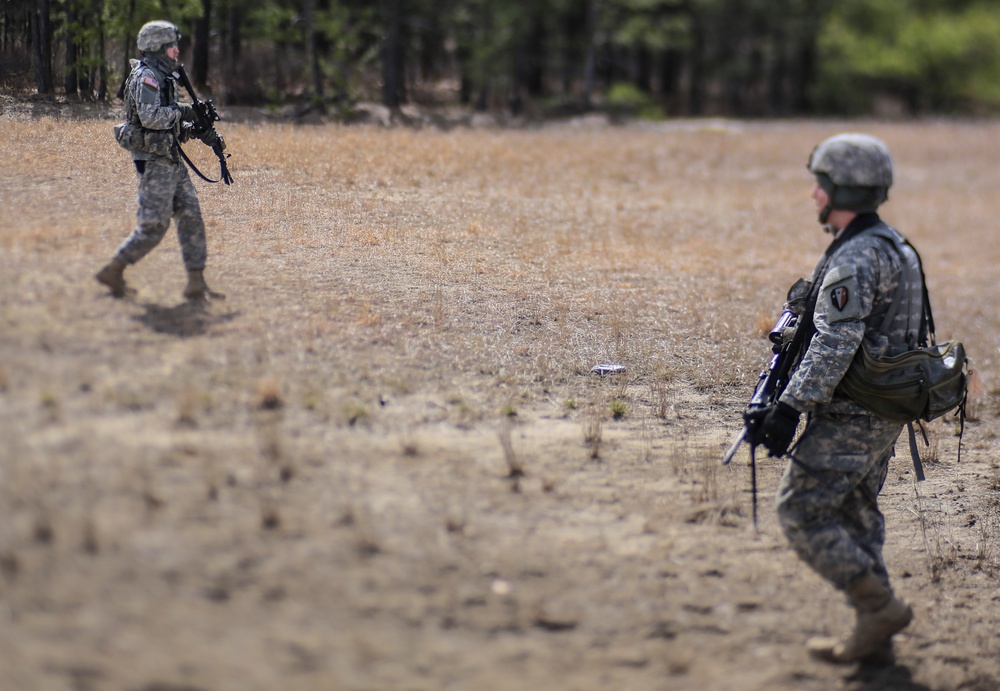 1-114th Infantry Battalion Soldiers conduct battle drills