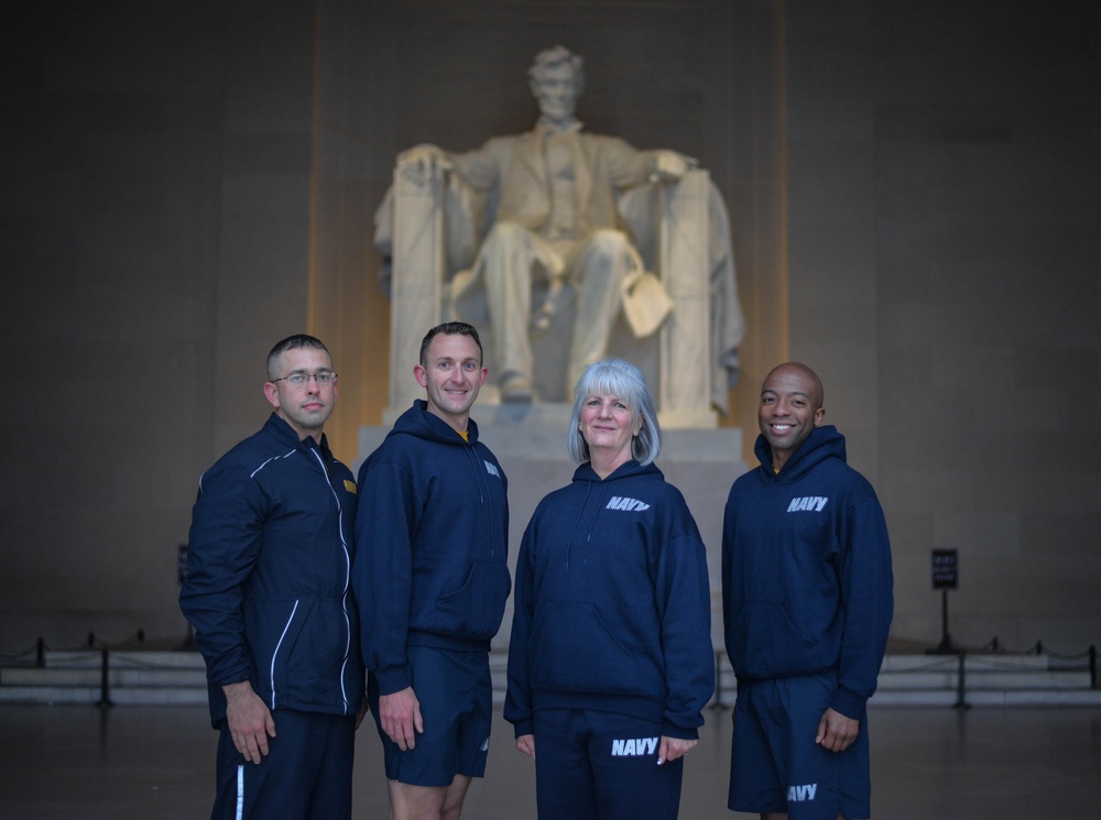 2017 Navy Reserve Sailor of the Year