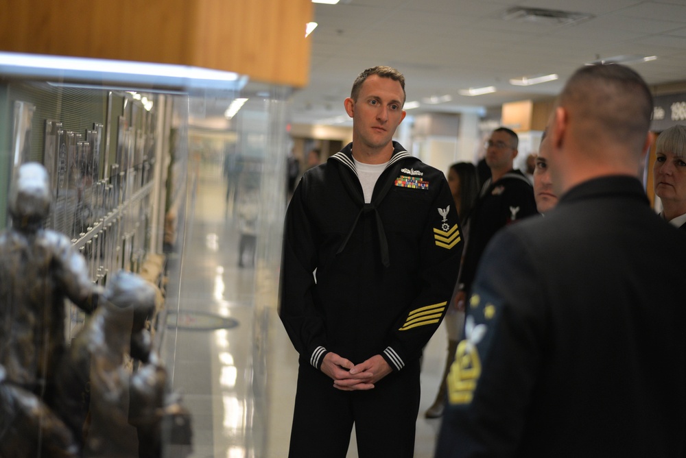 2017 Navy Reserve Sailor of the Year