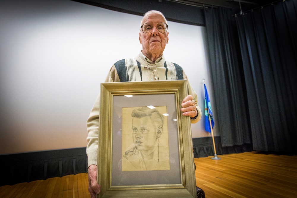 Battle of the Bulge survivor speaks at ceremony