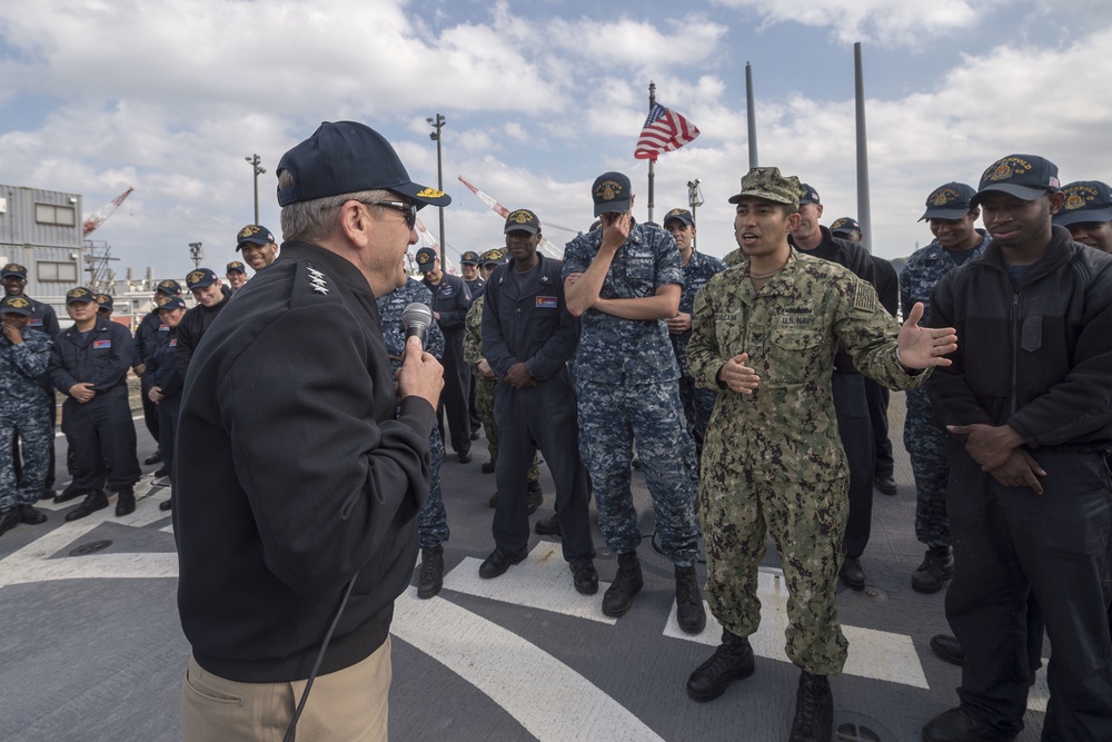 US Naval Surface Forces Tours USS Benfold (DDG 65)