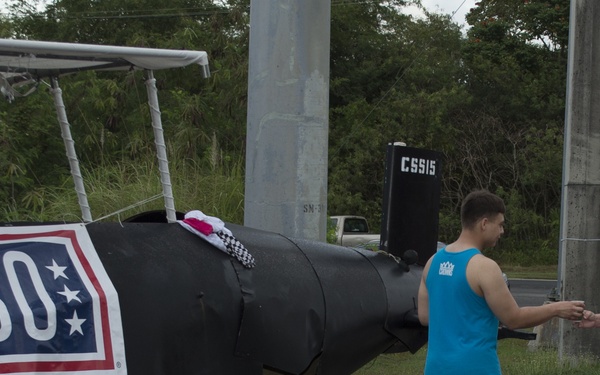 2018 UGM Runner Gets Water from Submarine Sailor