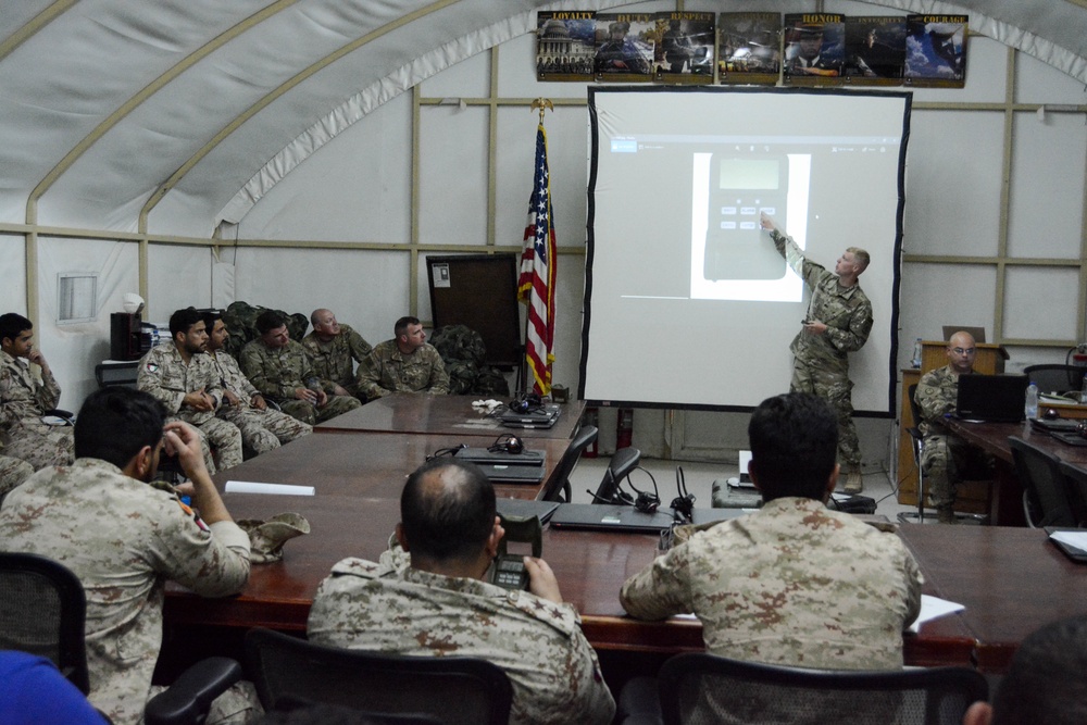 Kuwaiti, U.S. soldiers share defensive techniques against weapons of mass destruction