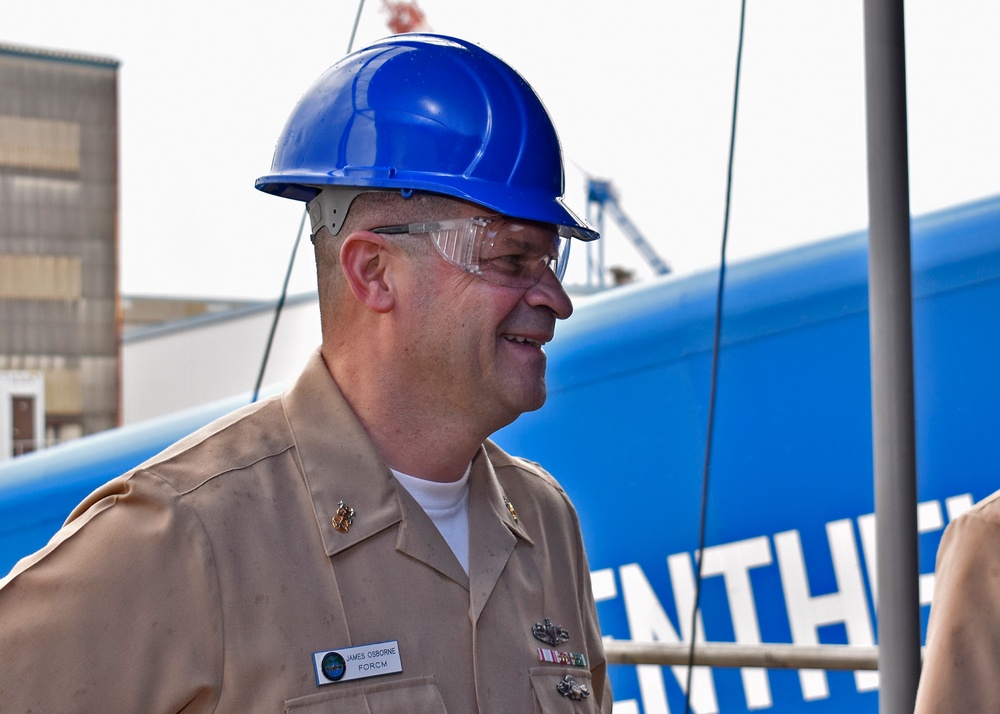 Force Master Chief James W. Osborne visits USS Blue Ridge