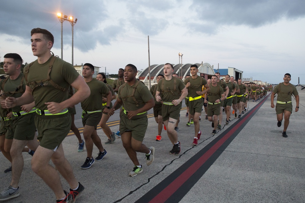 1,000 Marines participate in 1st MAW run