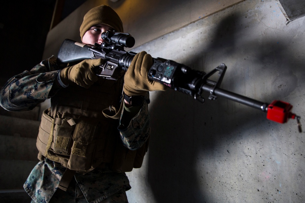 Marines, Norwegian soldiers conduct integrated close quarters combat training