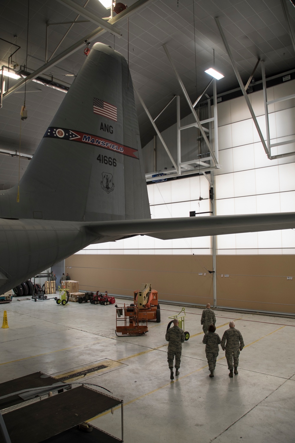 Director of the Air National Guard visits 179th