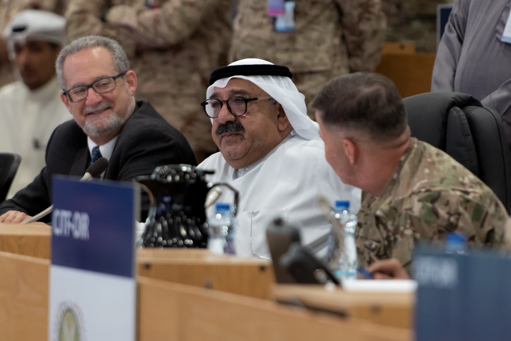 First Deputy Prime Minister and Minister of Defense Kuwait visits Camp Arifjan