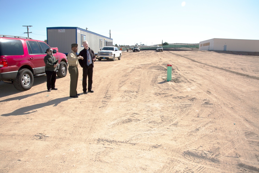 MCLB Barstow commanding officer goes back to school