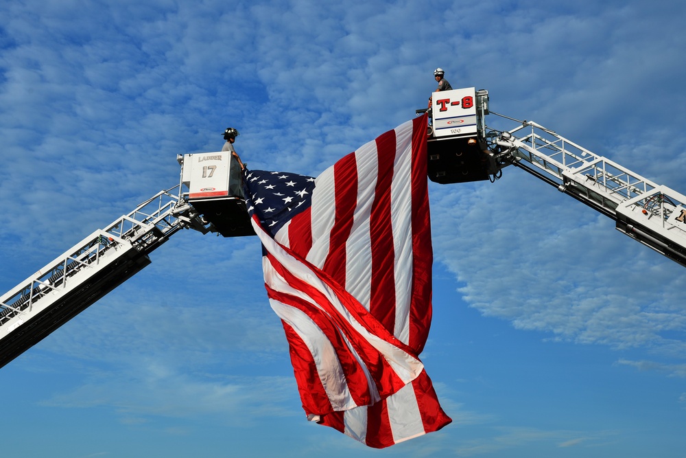 Firefighters honor fallen heroes