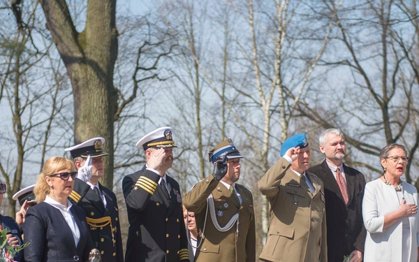 Naval Support Facility Redzikowo Hosts Polish Army