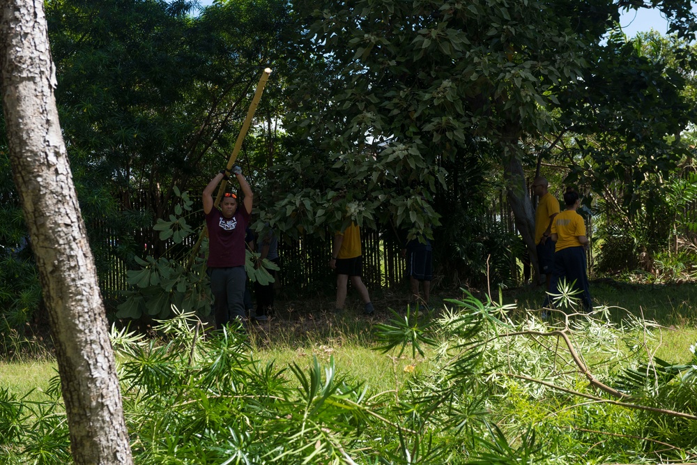 Hawaii service members and families launch Phase II of large scale clean-up