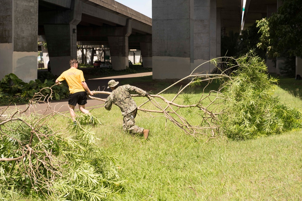 Hawaii service members and families launch Phase II of large scale clean-up