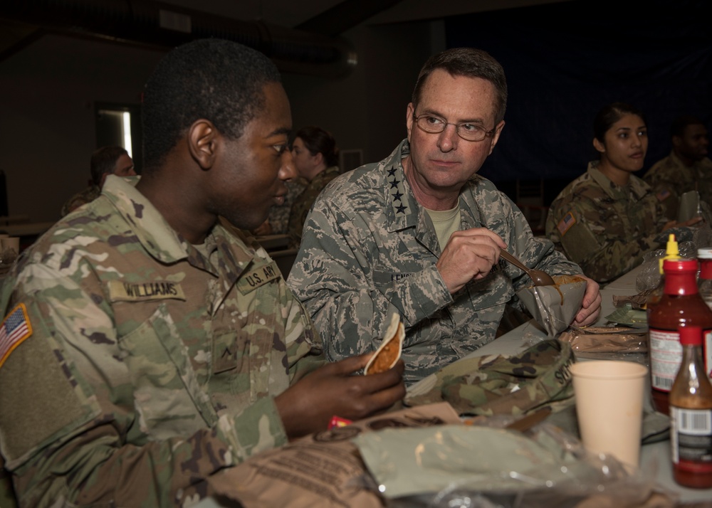 General Lengyel Has MRE Lunch With SC Guard Soldiers