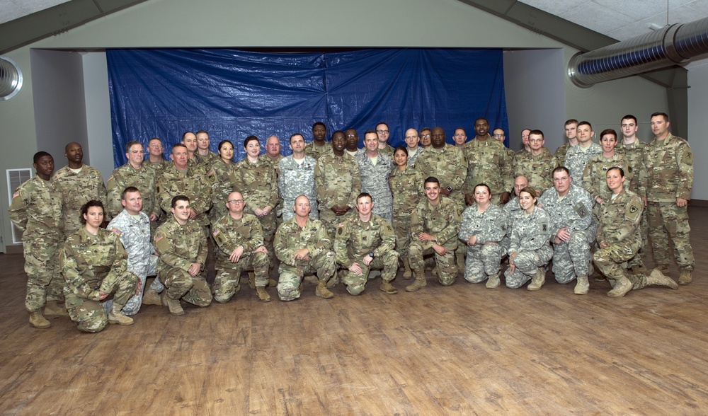 General Lengyel Has MRE Lunch With SC Guard Soldiers