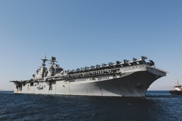 USS Iwo Jima arrives to Eager Lion 18