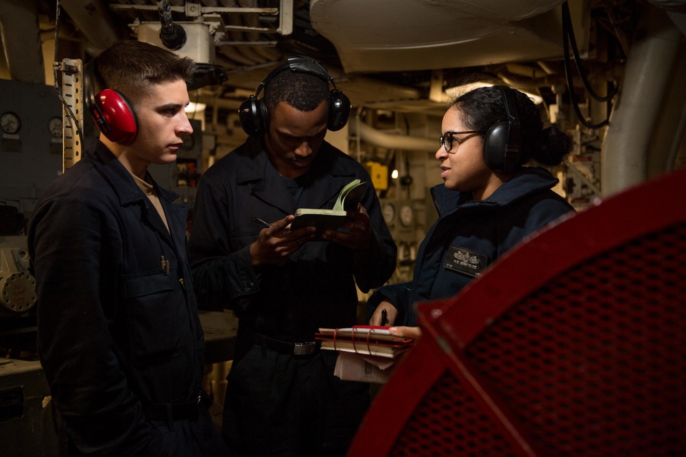 USS Pearl Harbor Conducts Engineering Drills