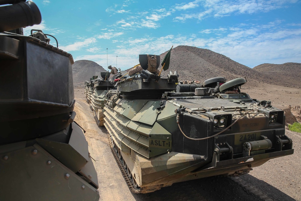 26th MEU enhances combat readiness during live fire range operations