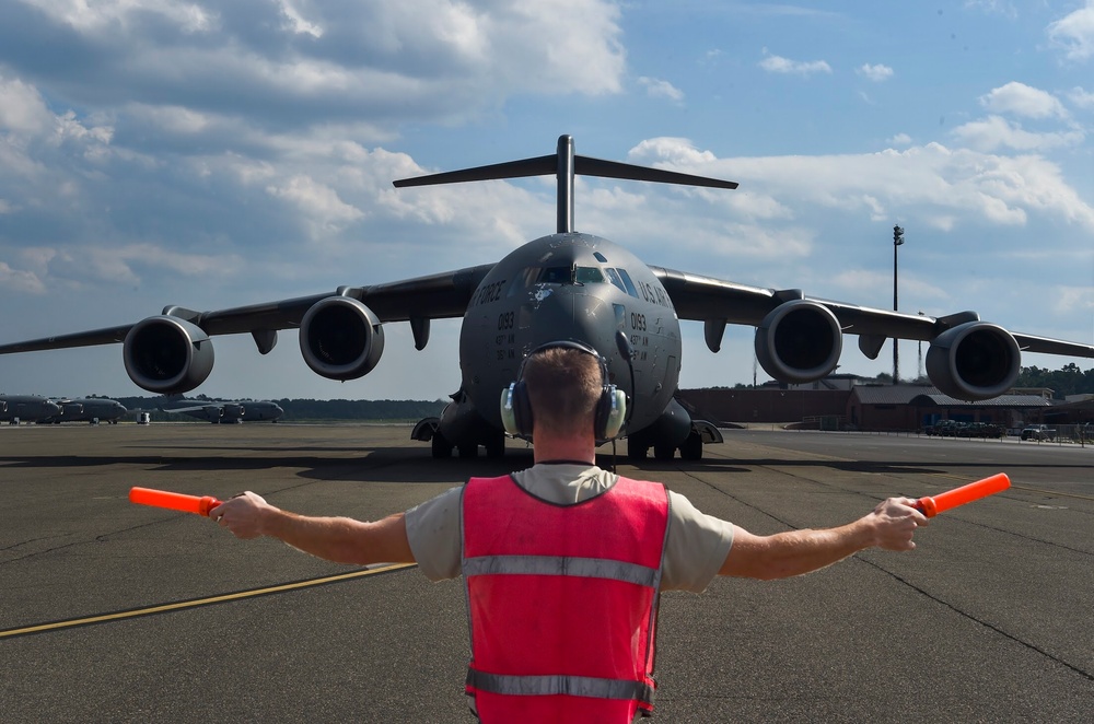 Last evacuated C-17 returns home