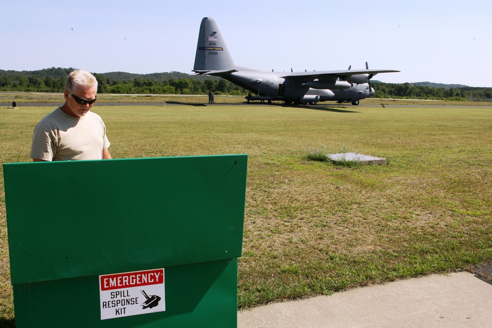 2015 military training at Sparta-Fort McCoy Airport