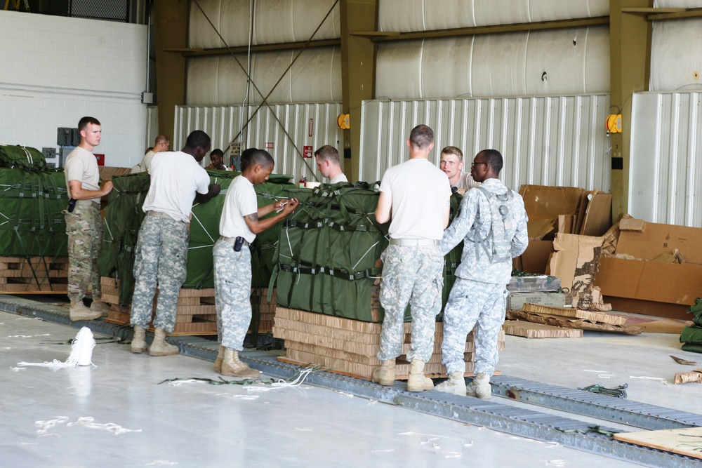 2015 military training at Sparta-Fort McCoy Airport