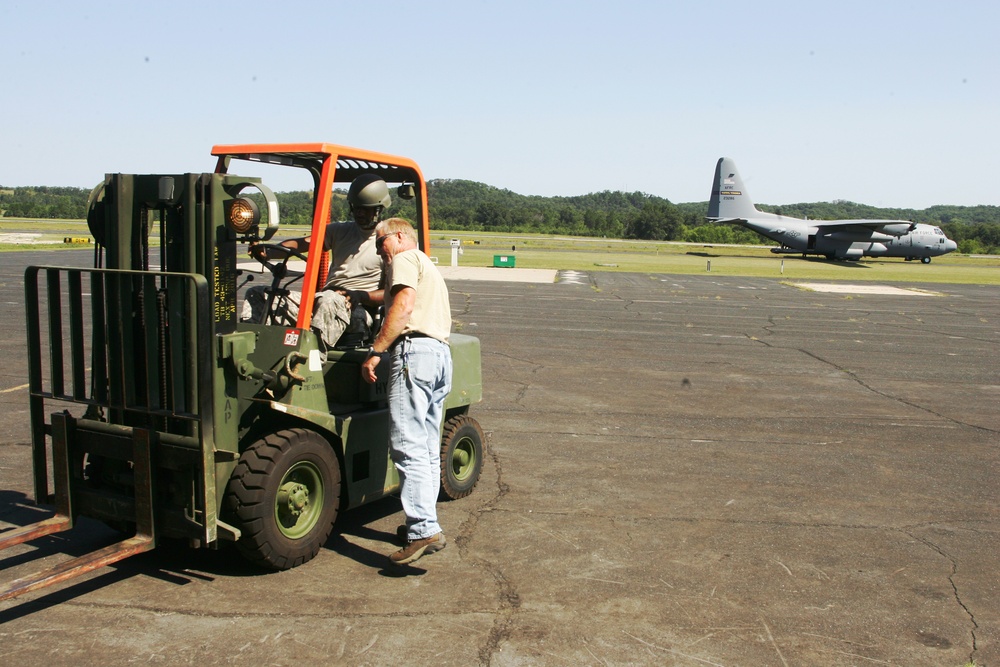 2015 military training at Sparta-Fort McCoy Airport