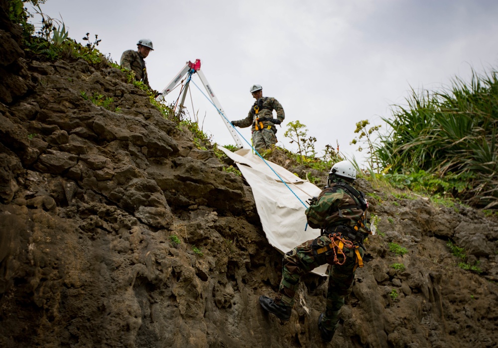 High angle insert rescue training