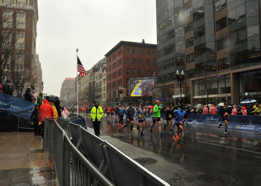 Massachusetts Air and Army National Guardsmen Support 2018 Boston Marathon