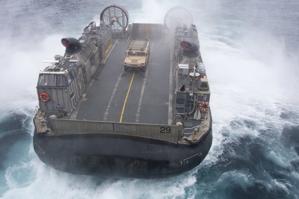 Naval Beach Unit (NBU) 7 departs USS Bonhomme Richard (LHD 6) for the final time.