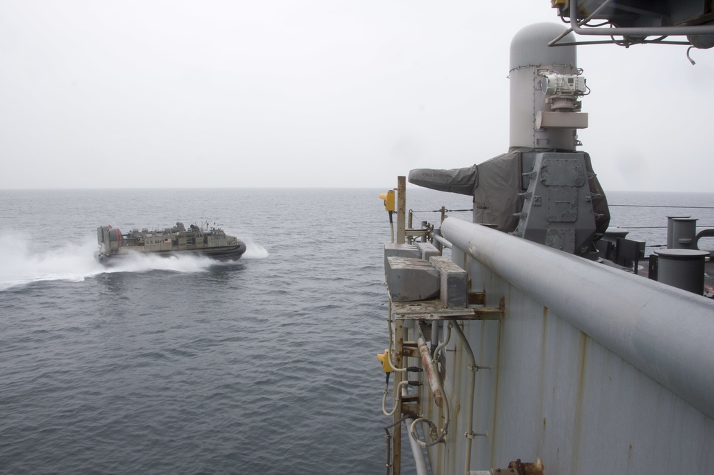 Naval Beach Unit (NBU) 7 departs USS Bonhomme Richard (LHD 6) for the final time.