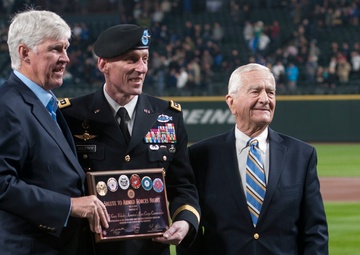 Mariners Host Salute to Armed Forces Night