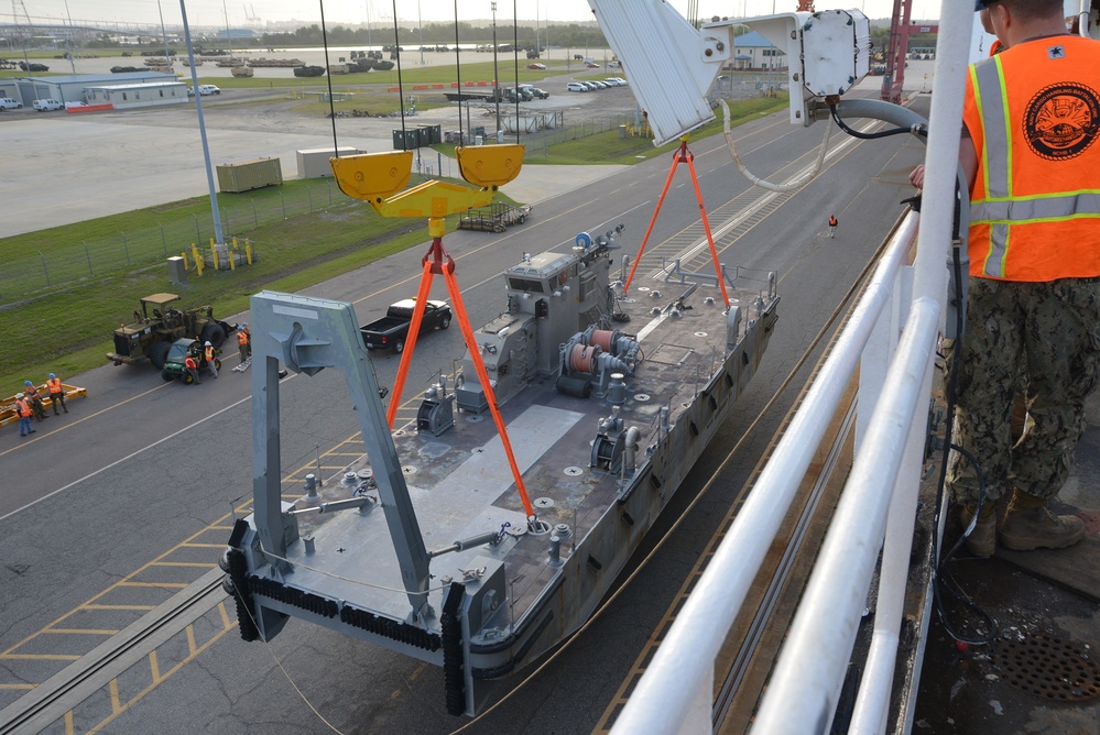 USNS Dahl 31 Mar 2018