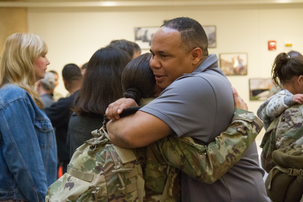 III Corps Soldiers return home from Kuwait deployment