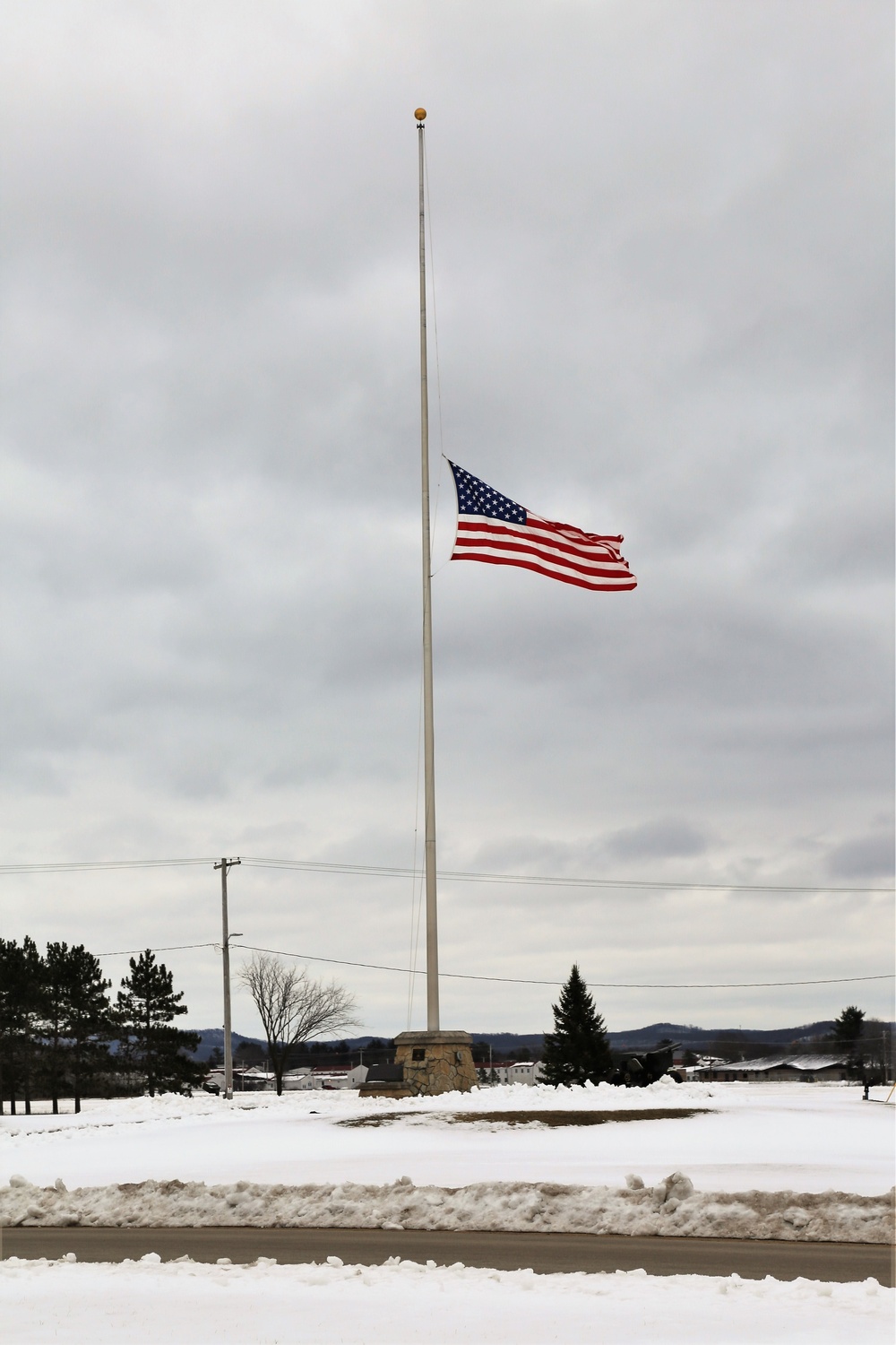 Flag lowered at Fort McCoy to honor former First Lady Barbara Bush