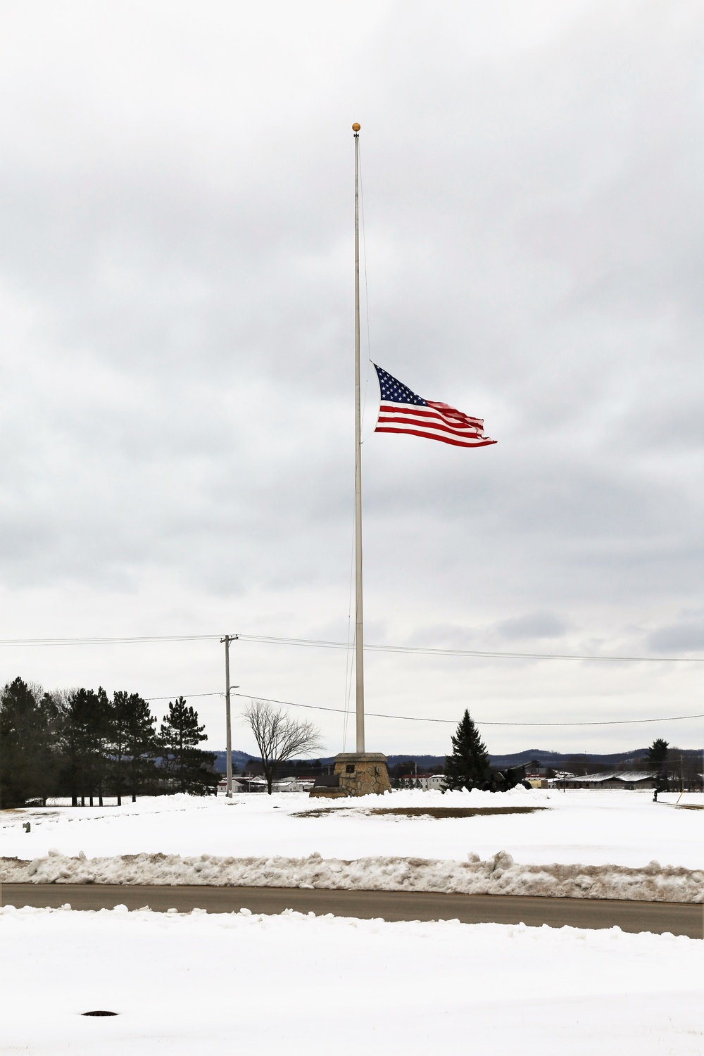 Flag lowered at Fort McCoy to honor former First Lady Barbara Bush