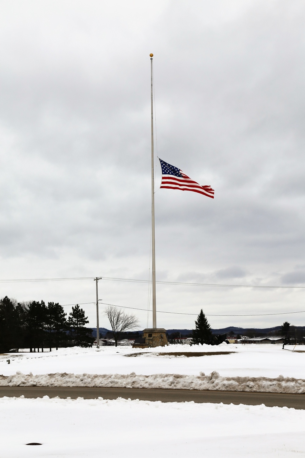 Flag lowered at Fort McCoy to honor former First Lady Barbara Bush